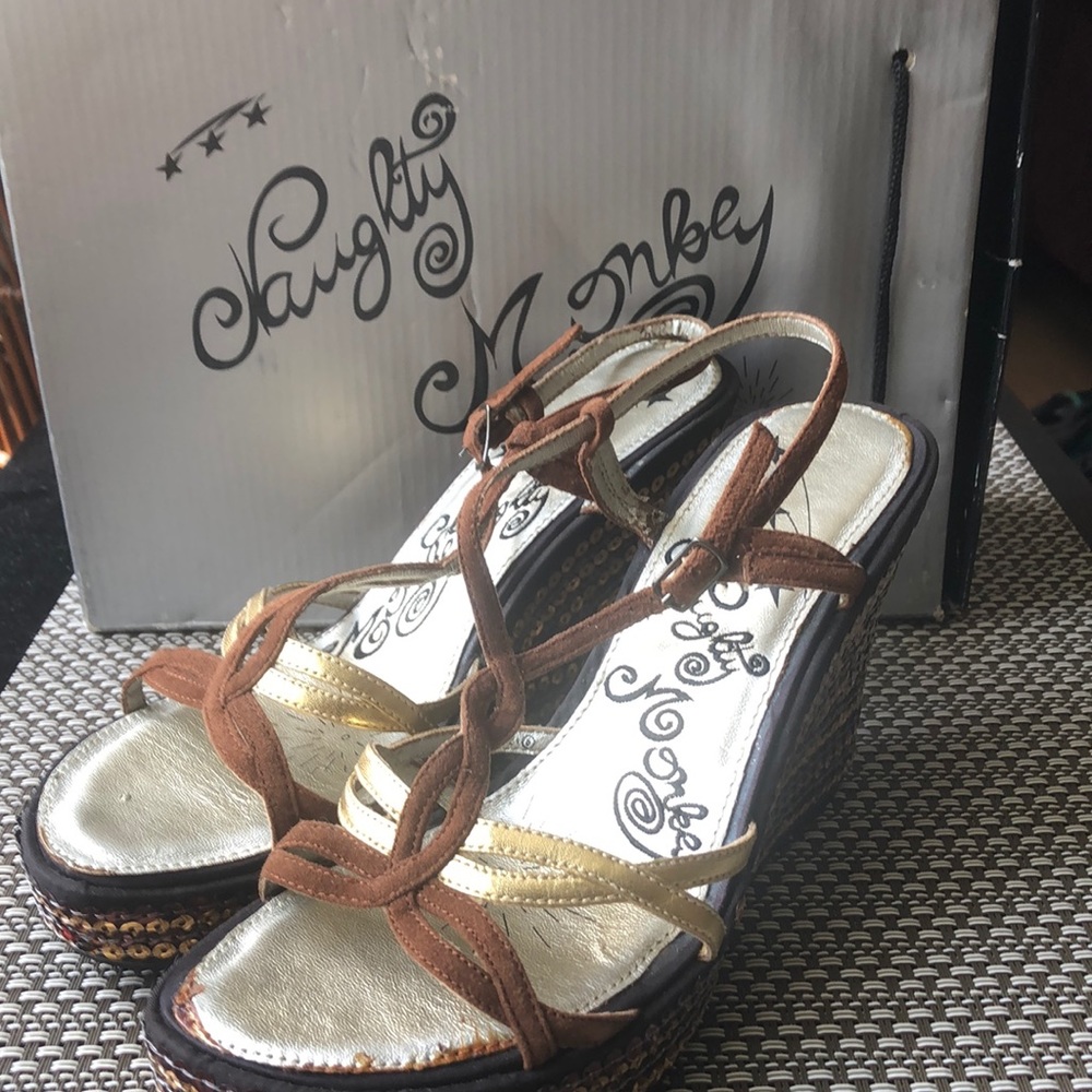 Naughty Monkey 6.5 Wedge with Sequins Sandal